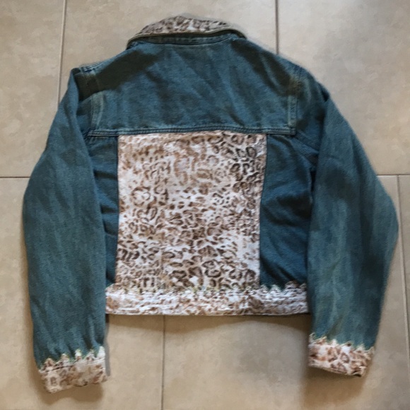 NWT Comfort Denim denim Jacket, Size L - Picture 10 of 13